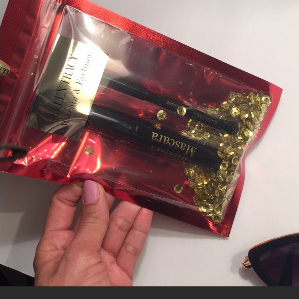 Ellen Tracy mascara & eyerliner kit .